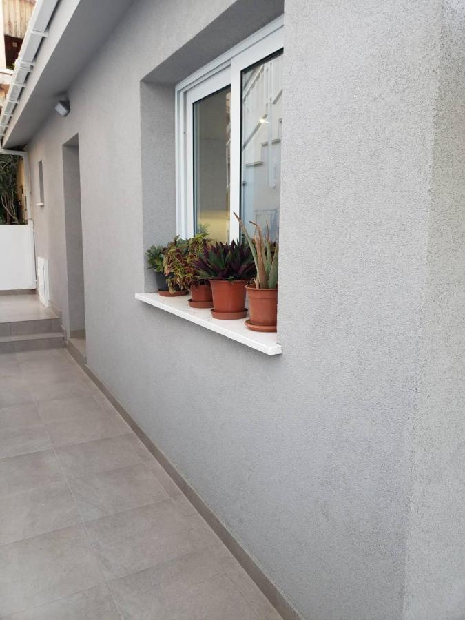 Modern & Cozy Studio W/ Backyard Near City Center Limassol Exterior foto